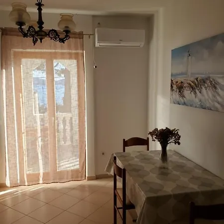 Anica Apartment Sukosan